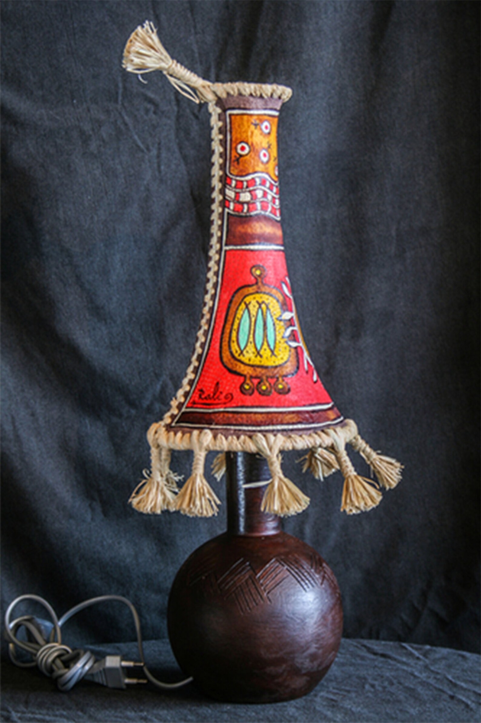 Mwanga Rustic Lamp