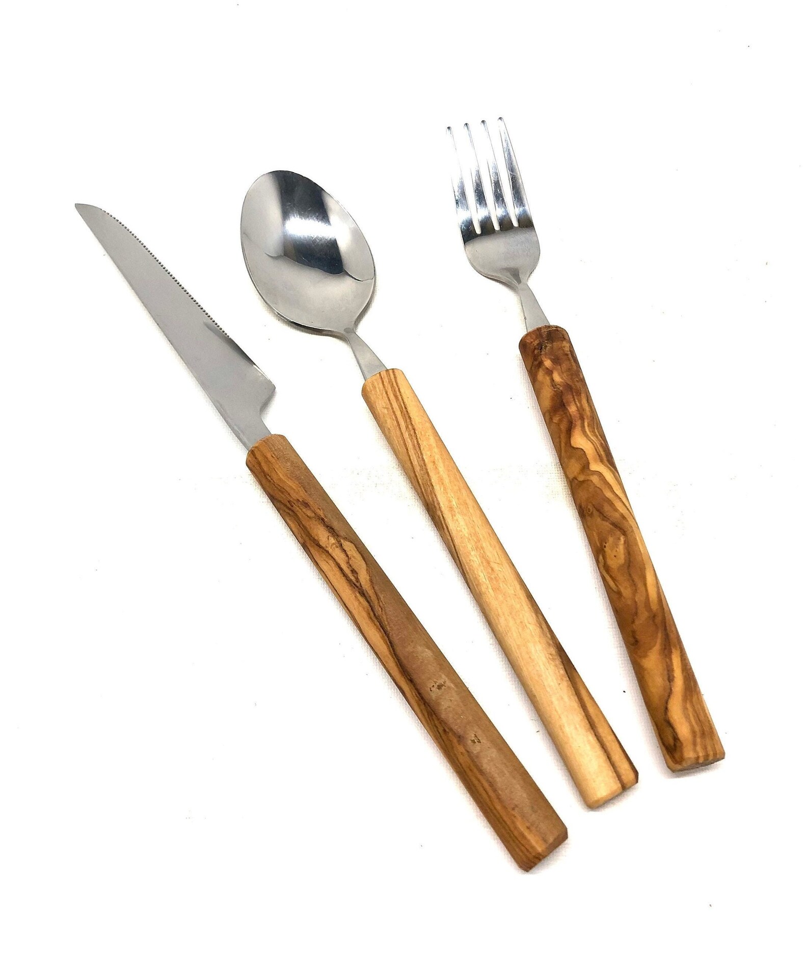 stainless steel cutlery