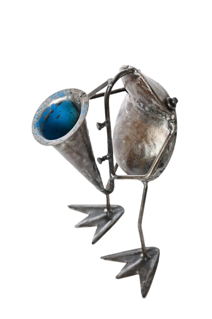 Chura Mcheza Pembe Metal Sculpture 48